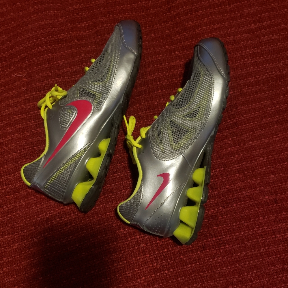 Nike REAX sz 10 womens